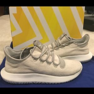 Tubular Shadow Shoe Size: 7 1/2